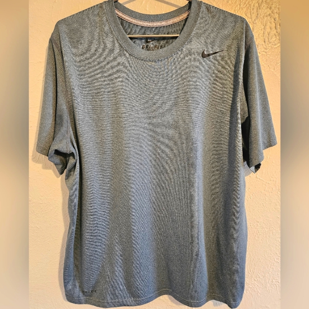 Nike Dri-FIT Tee